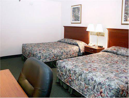 Baymont By Wyndham Crossville Extérieur photo